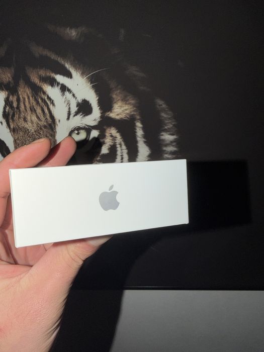 Air pods 4 novos em caixa por abrir