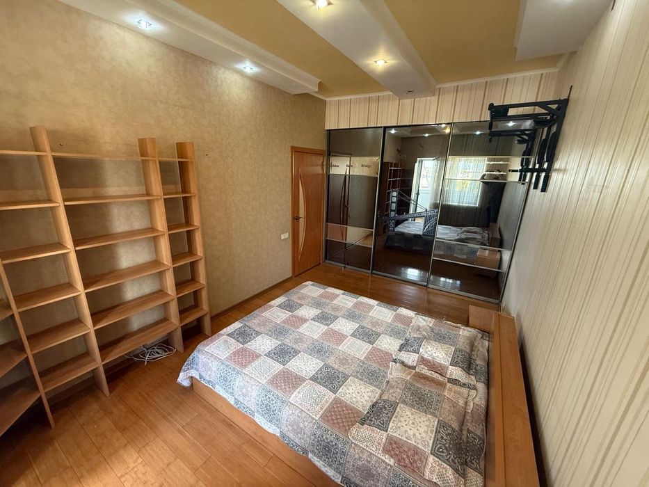 Продаю 2х комнатную квартиру в самом Центре города.