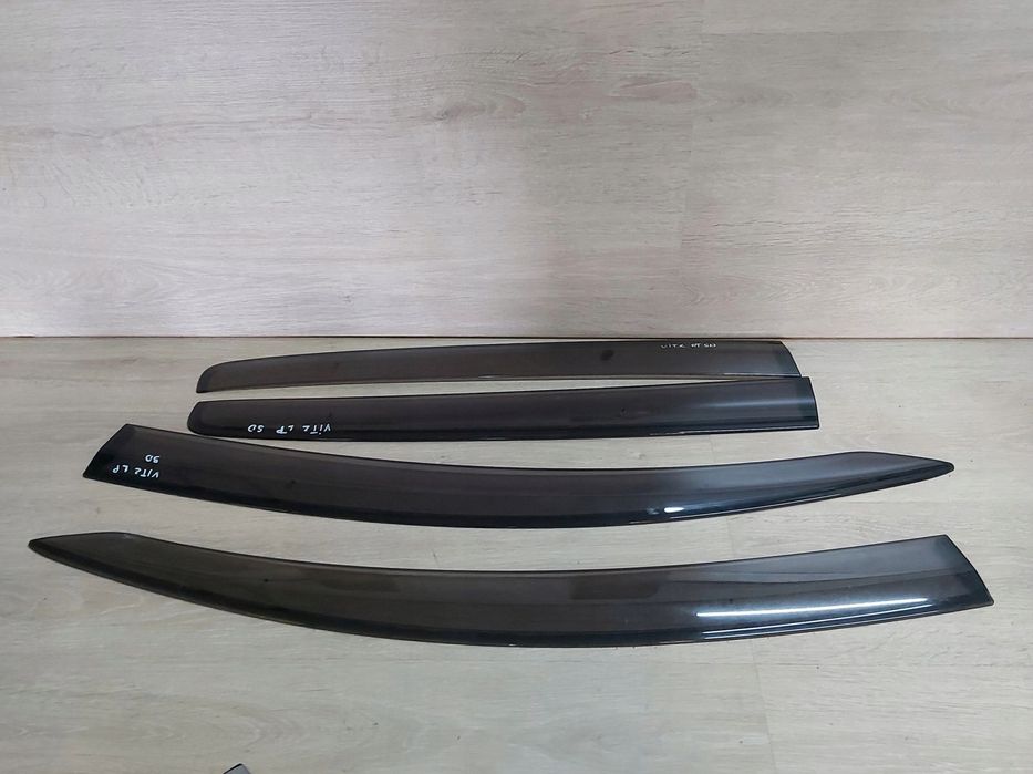 Toyota Yaris III owiewka szyby drzwi Oryginał TOYOTA zestaw 4 szt