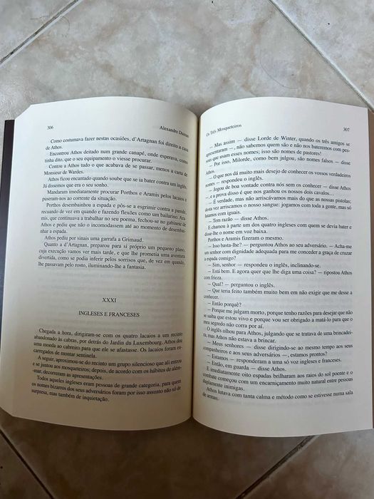 Livro Os Três Mosqueteiros de Alexandre Dumas