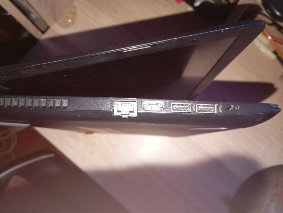 Ноутбук в хорошому стані !!!