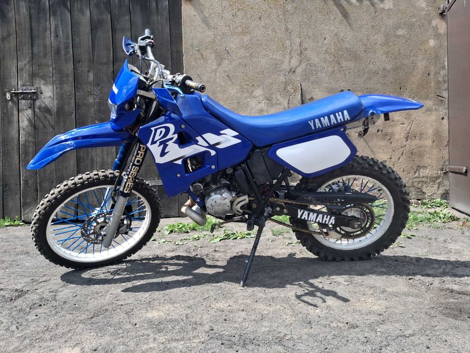 Motocykl cross YAMAHA DT 125