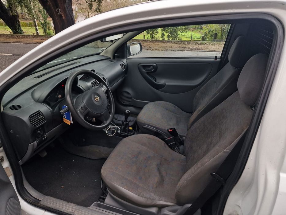 Vendo comercial 1.7 dti de 201