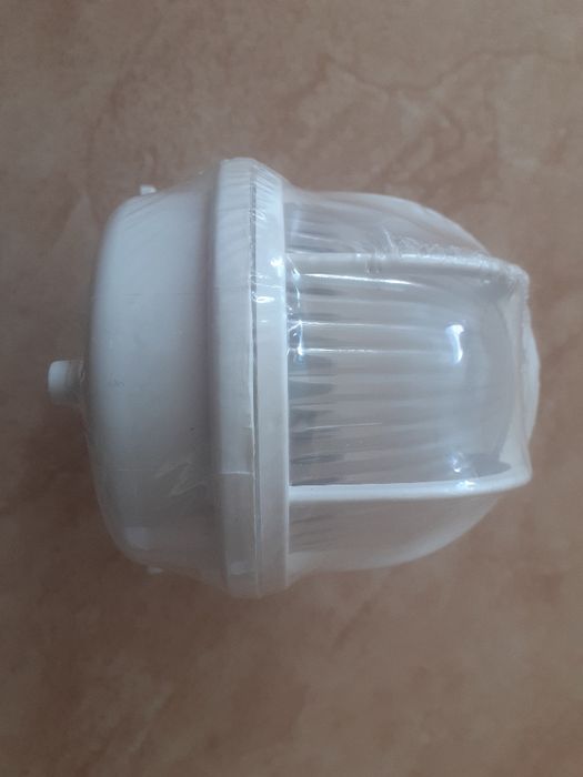 Sprzedam nową oprawę lampy OVAL 60 LENA LIGHTING