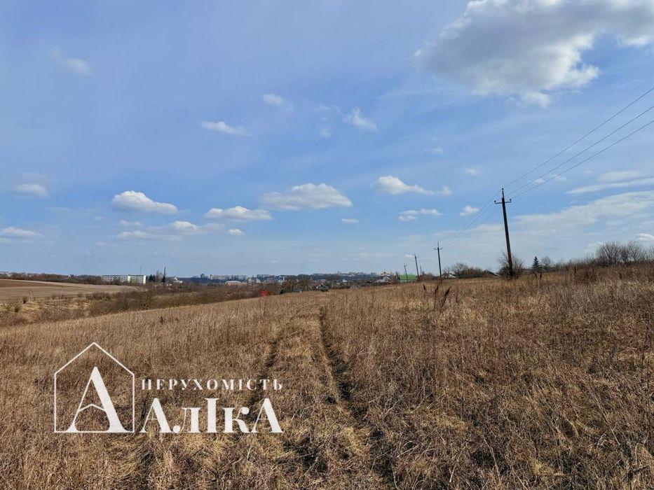 Продам велику земельну ділянку під забудову