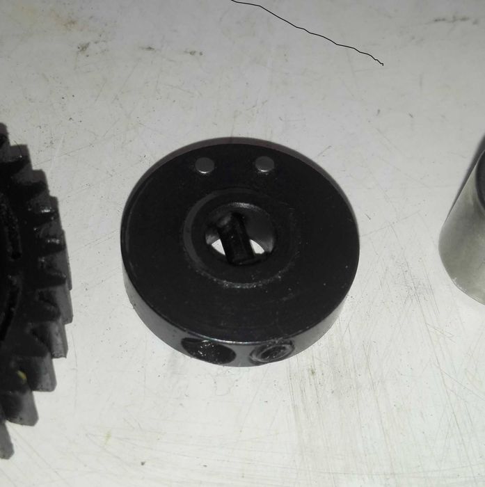 HPI Savage 86368 - CLUTCH HOLDER