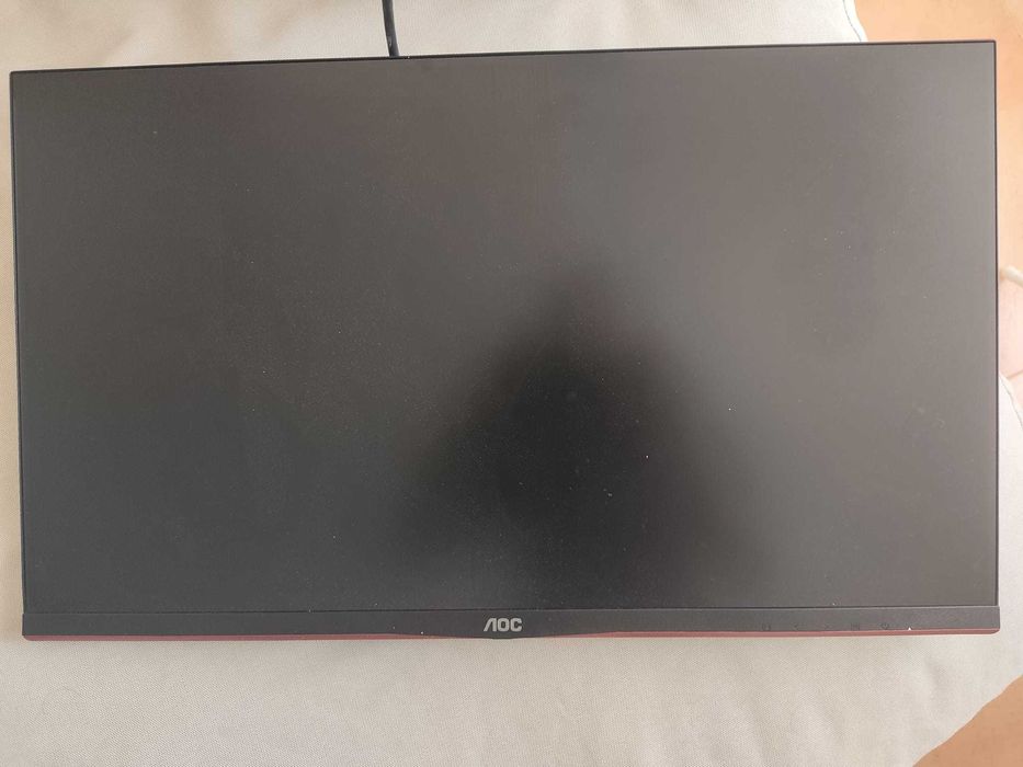 Monitor Gaming AOC 27GU2U5 - *Painel LCD com dano leve*