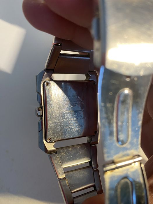 Relogio prateado Pulsar