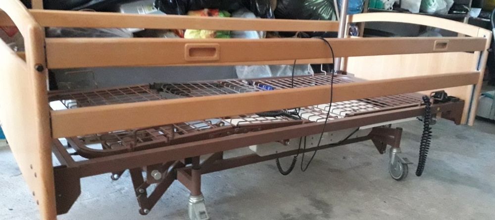 Łóżko rehabilitacyjne z pilotem