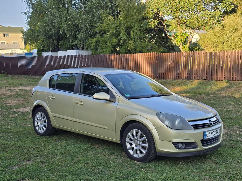Opel Astra H 2004