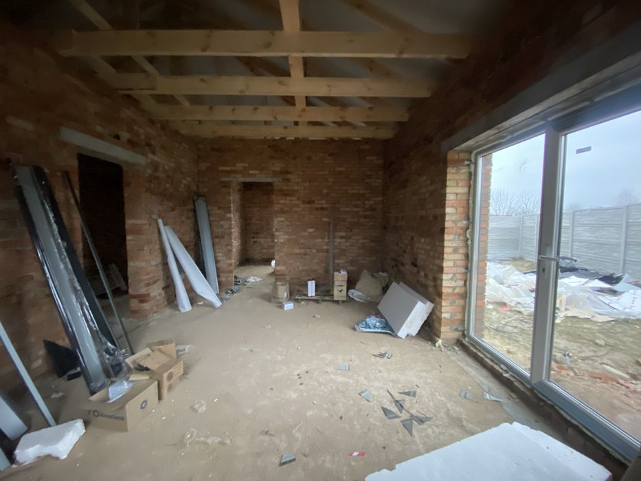 Продаж будинку в чистовому стані!