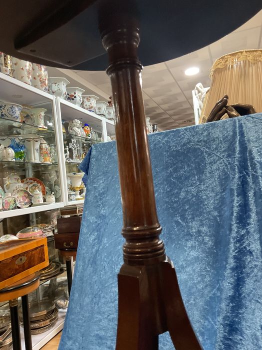 Mesa de apoio inglesa mahogany,altura 68 cm topo 39 cm