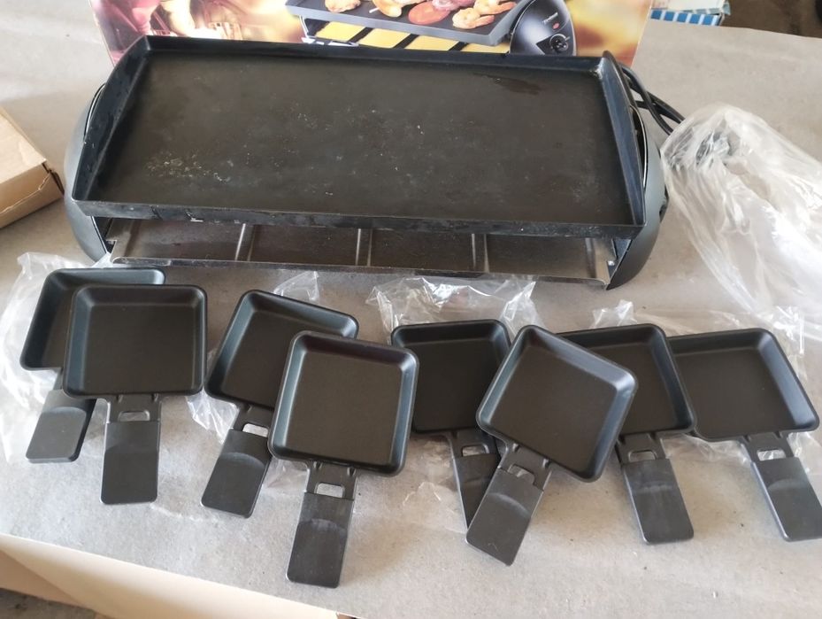Zestaw grill i raclette elektryczny Trisa 8-osobowy