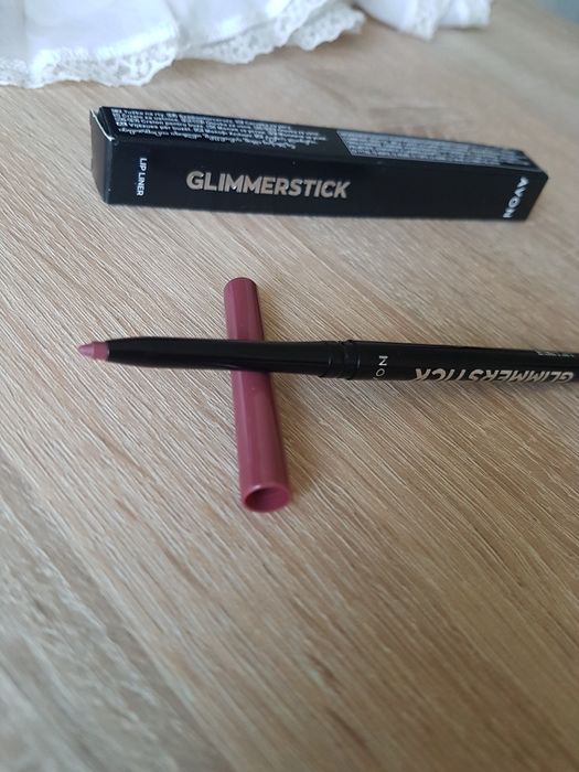 Konturówka do ust Mistery Mauve Avon nowa szybka wysyłka