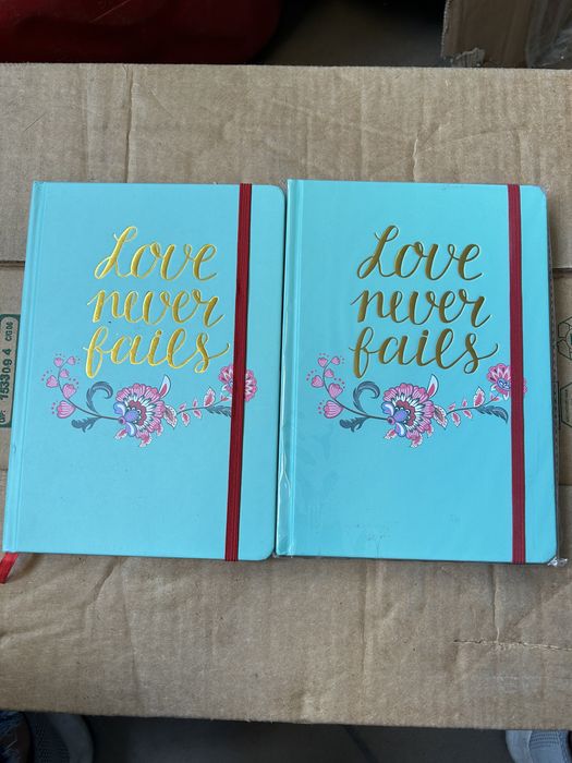 Zeszyt ozdobny 4 + 10 szt kratkaszt 80k kratka nowy