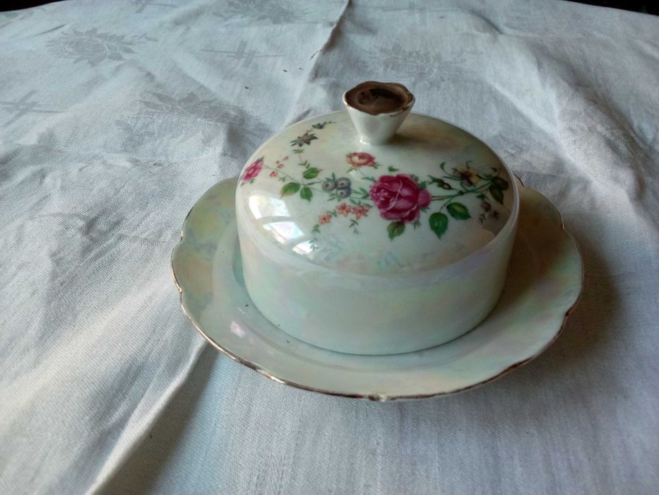 Porcelanowa Masłownica Ćmielów