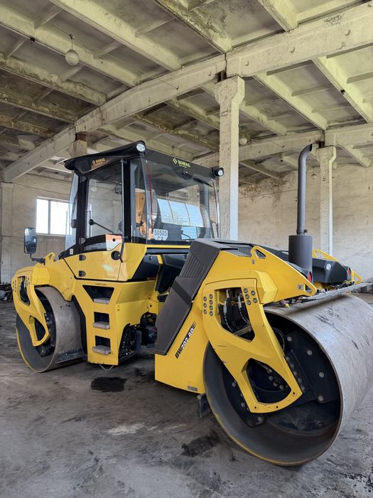 Дорожній каток Bomag BW 202 AD-50