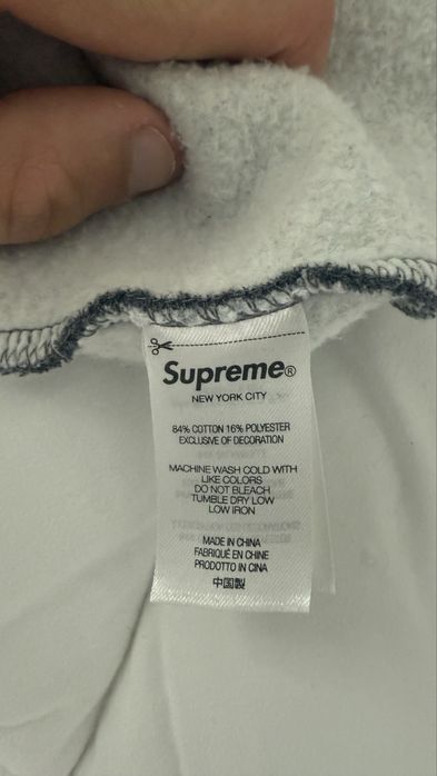 Casaco com capuz supreme