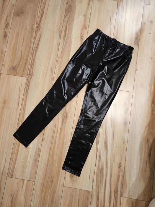 Legginsy błyszczące czarne roz. S