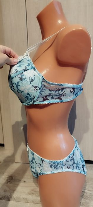 TCM komplet bielizny.  85 B rozmiar biustonosza