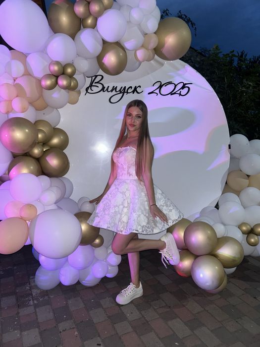 Випускна корсетна сукня