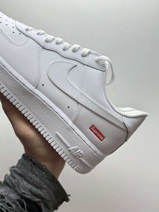 Nike Air Force 1 Supreme R.39