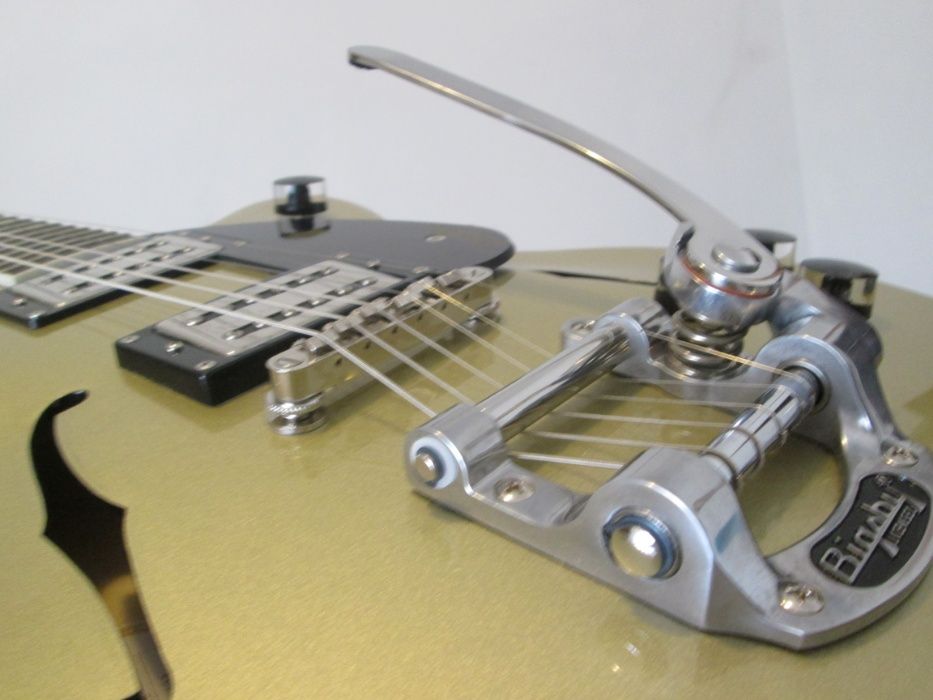 Gretsch G2655T Gold Streamliner