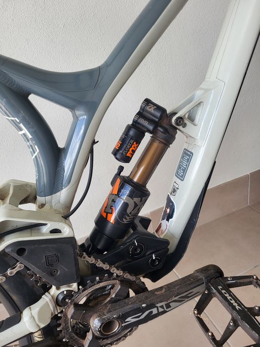 Bicicleta downhill Comencal 29