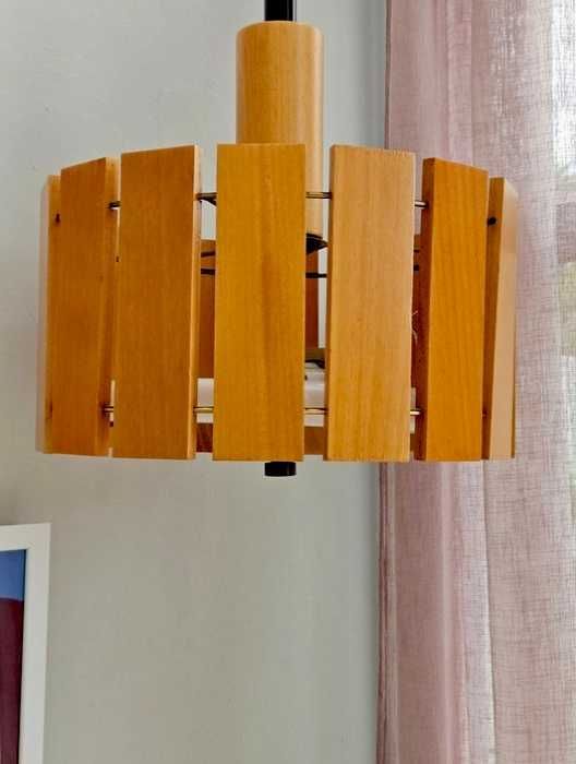 Candeeiro suspenso minimalista