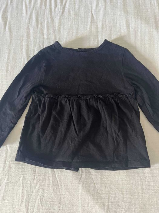 Blusa Kiabi preta com folho de algodão biológico, 12 meses