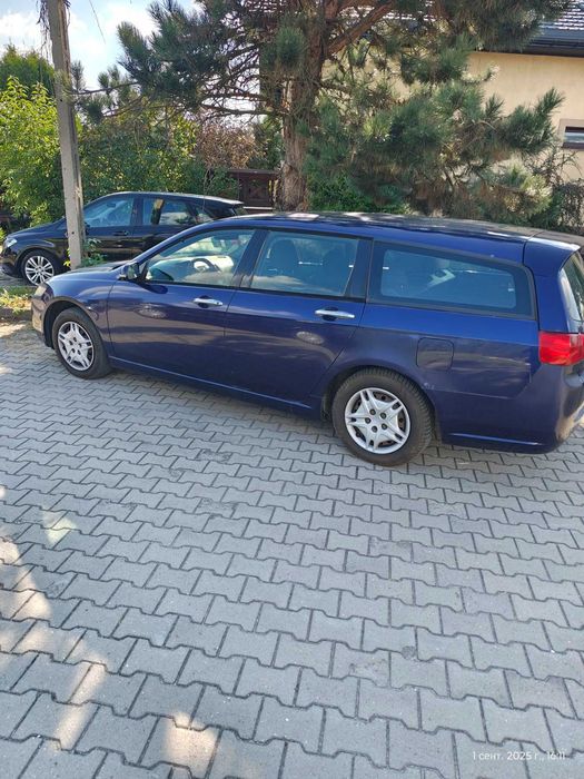 Honda Accord kombi 2005, częściami, bagażnik, drzwi