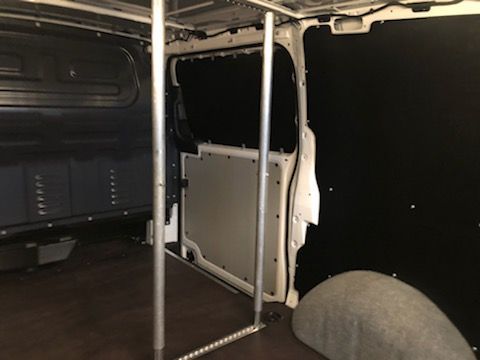 Citroen Jumpy XL L3H1 ochrona przedziału ładunkowego