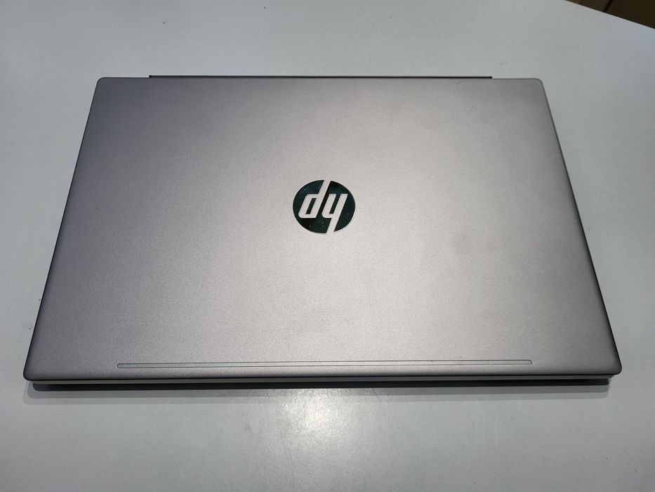 Laptop HP 15-cs3000nw i5-1035G1 12Gb Ssd 500Gb Windows 11
