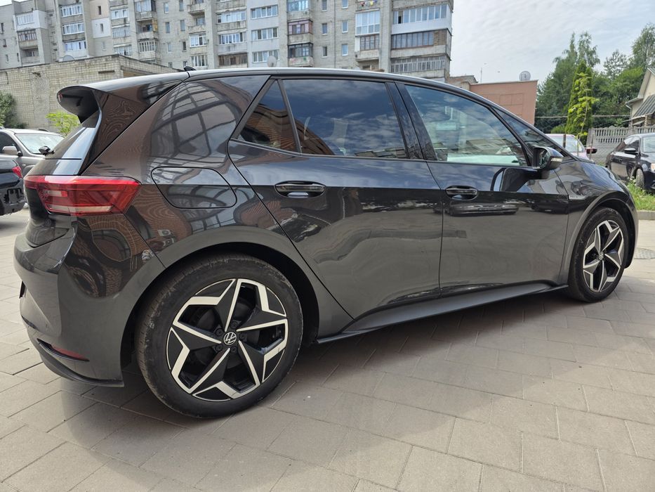 Volkswagen id3 pro S 82kw 550км