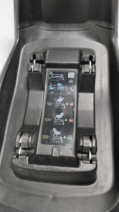 Baza 2wayfix maxi-cosi oraz fotelik maxi-cosi pebble plus