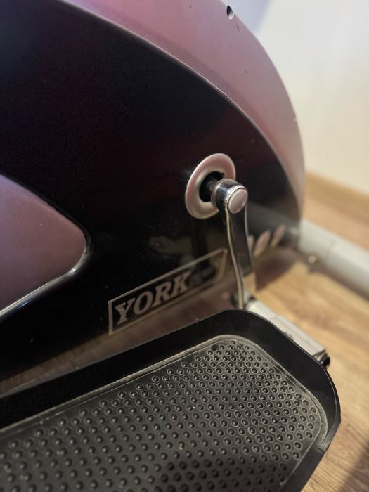 Орбітрек YORK DM 1600: 1 700 грн. - Атлетика / фітнес Київ на Olx