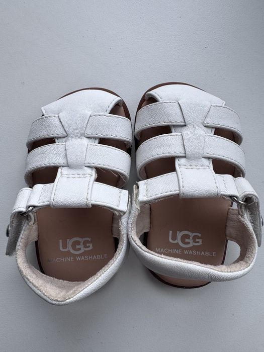 Оригінальні шкіряні сандалі zara 28  і ugg 11 см устілка