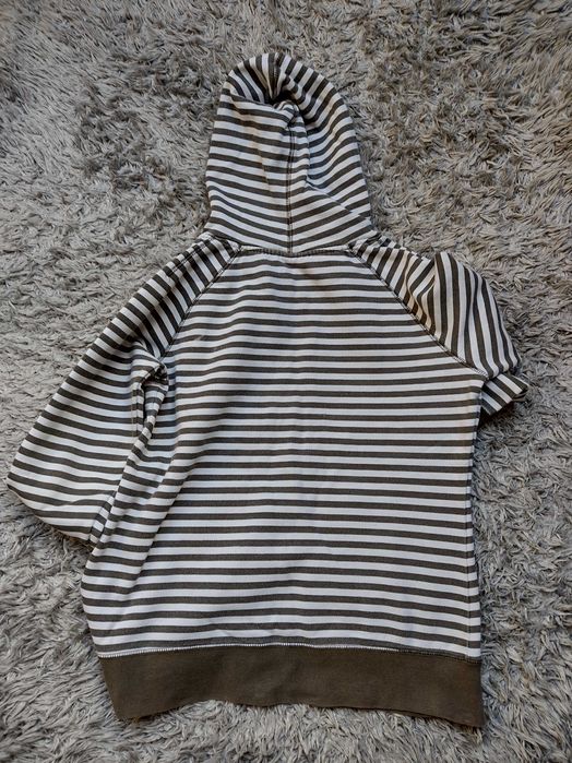 bluza w paski z kapturem 42