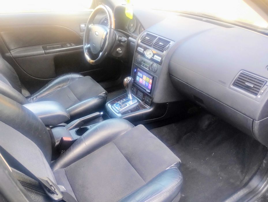Ford Mondeo MK3 GHIA Automat z hakiem