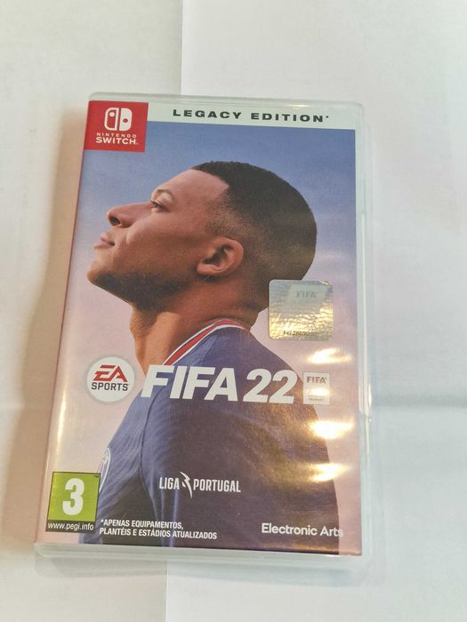 Consola Nintendo Switch Lite com o jogo FIFA em ótimo estado