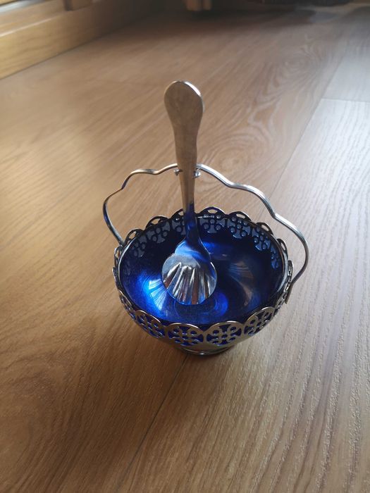 recipiente para servir compota