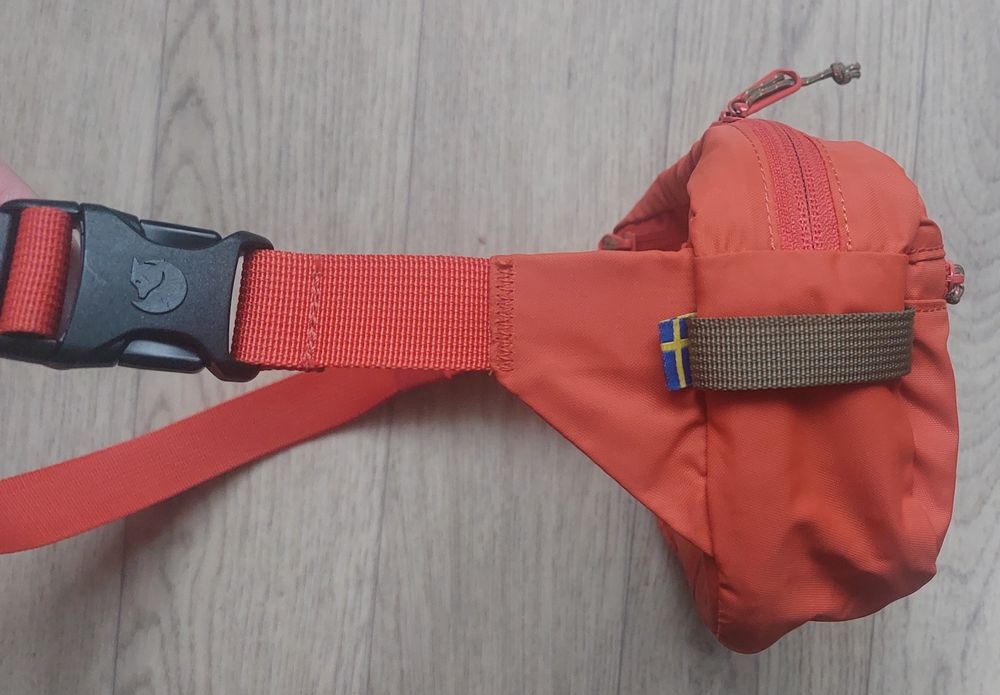 Сумка б/у поясная fjallraven high coast hip pack