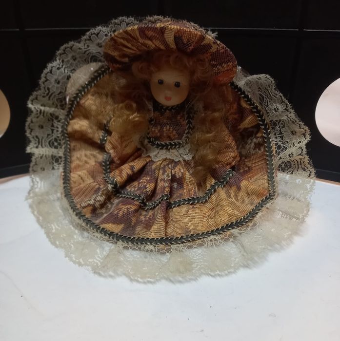 Boneca de porcelana