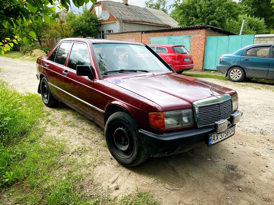 Mercedes Benz 190