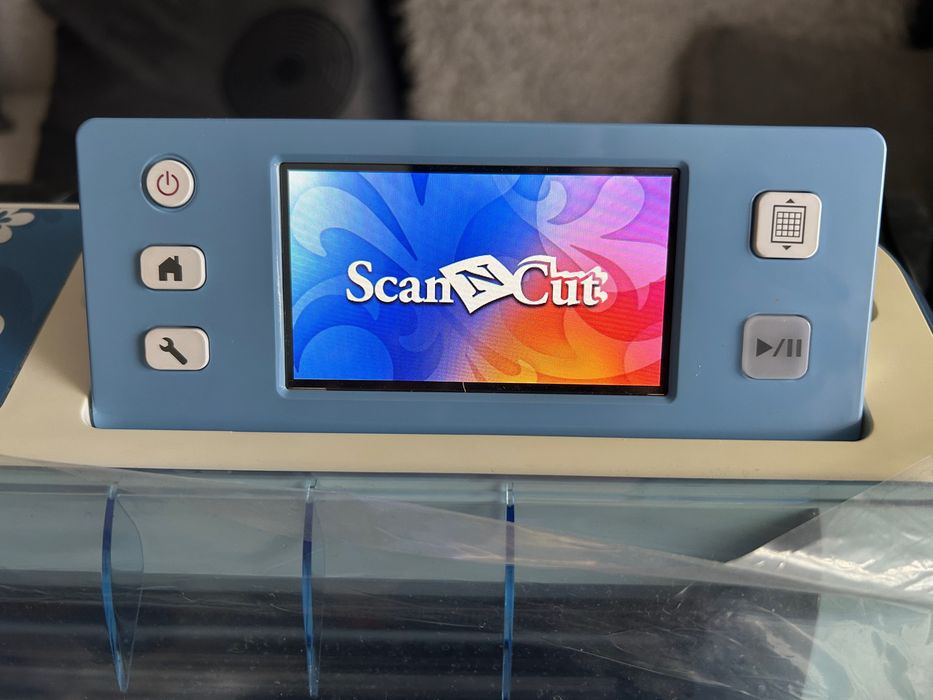 Ploter Brother CM840 ScanNCut – NOWY (tylko przetestowany) + komplet