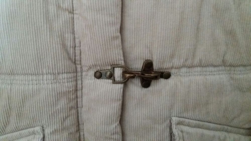 Casaco creme com botões originais