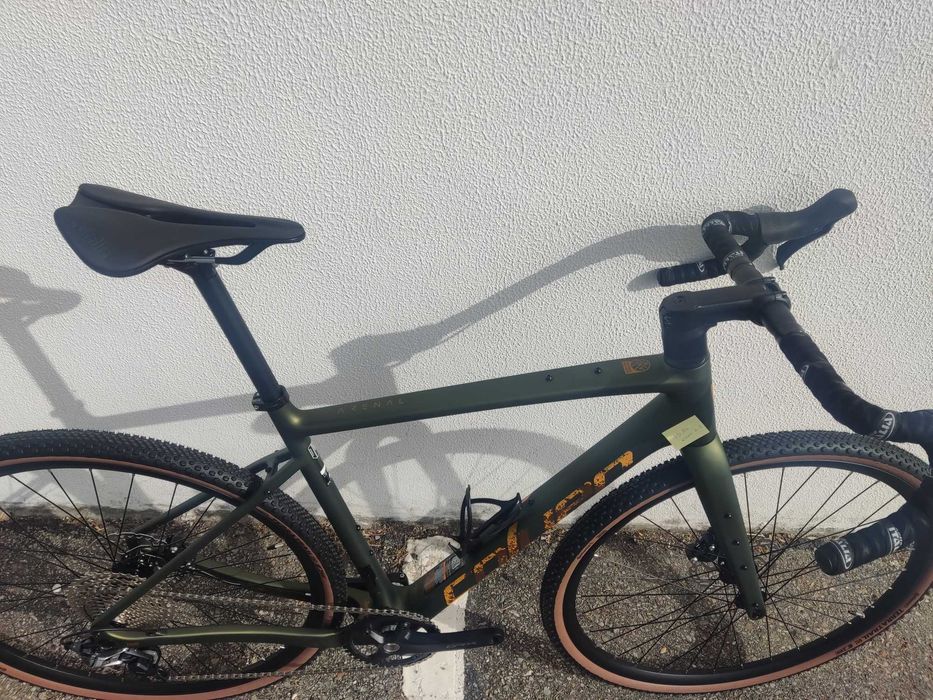 Coluer arenal de Gravel 12x1v