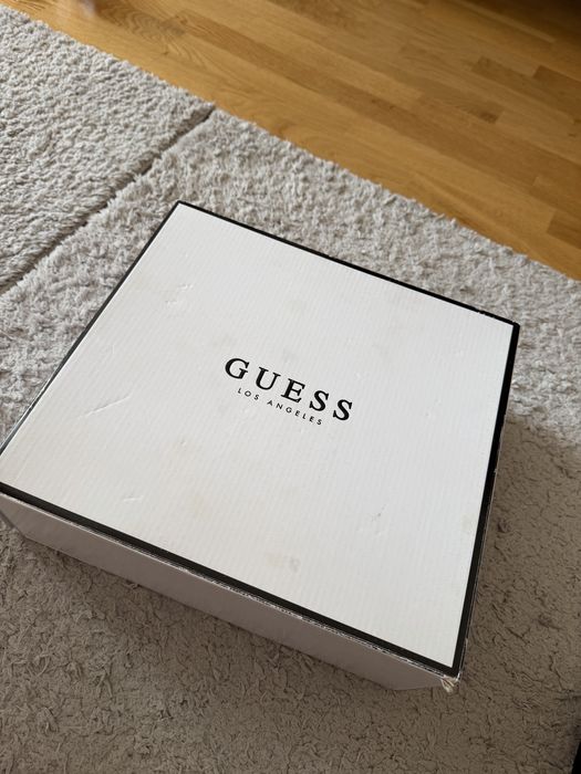 Жвночі черевики осінь guess