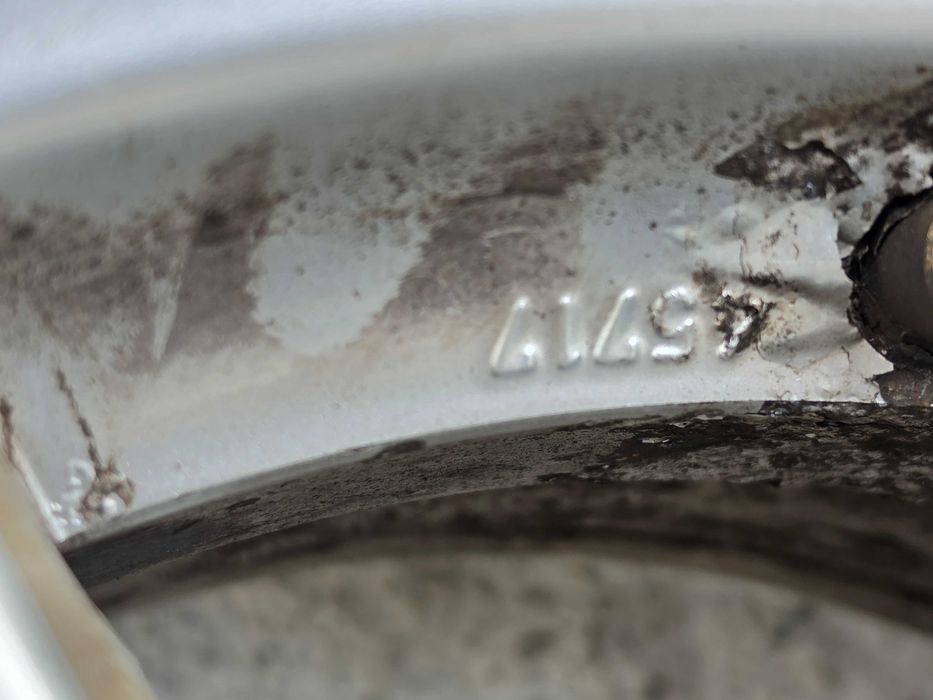 Jantes KBA 45717 - 5x120 - BMW 16" c/ Pneus 205.55.16