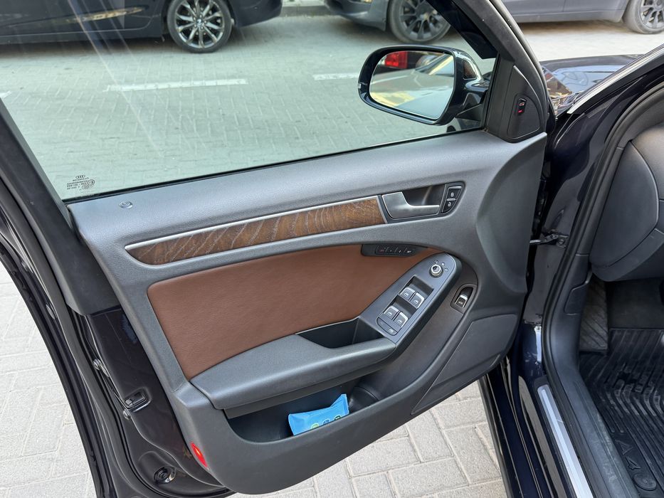 Продам Audi A4 B8